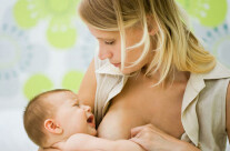 Симптомы и лечение мастита у кормящей матери